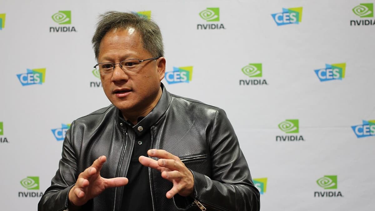 CEO da Nvidia rejeita imposto sobre IA e vê mais empregos