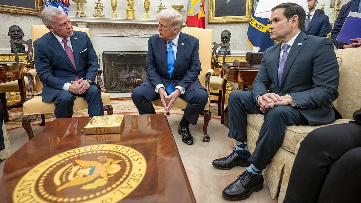 Irã lança 8 mísseis contra EUA na Jordânia; Trump promete revide