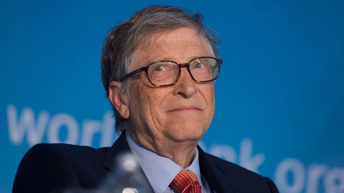 Bill Gates prevê perda permanente de empregos com IA