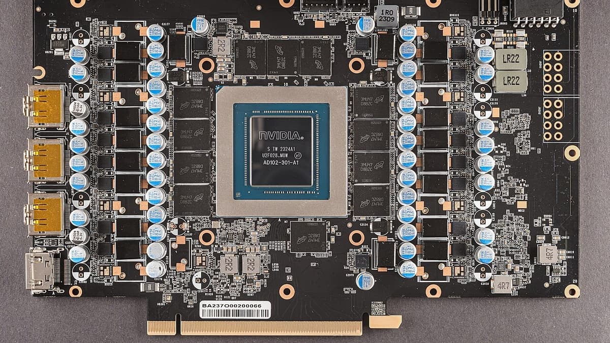 NVIDIA sobe 7,1% na abertura e ganha US$ 359 bilhões em valor