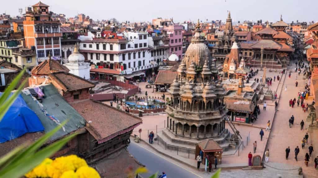 China diz que quase 100 chineses estão desaparecidos no Nepal