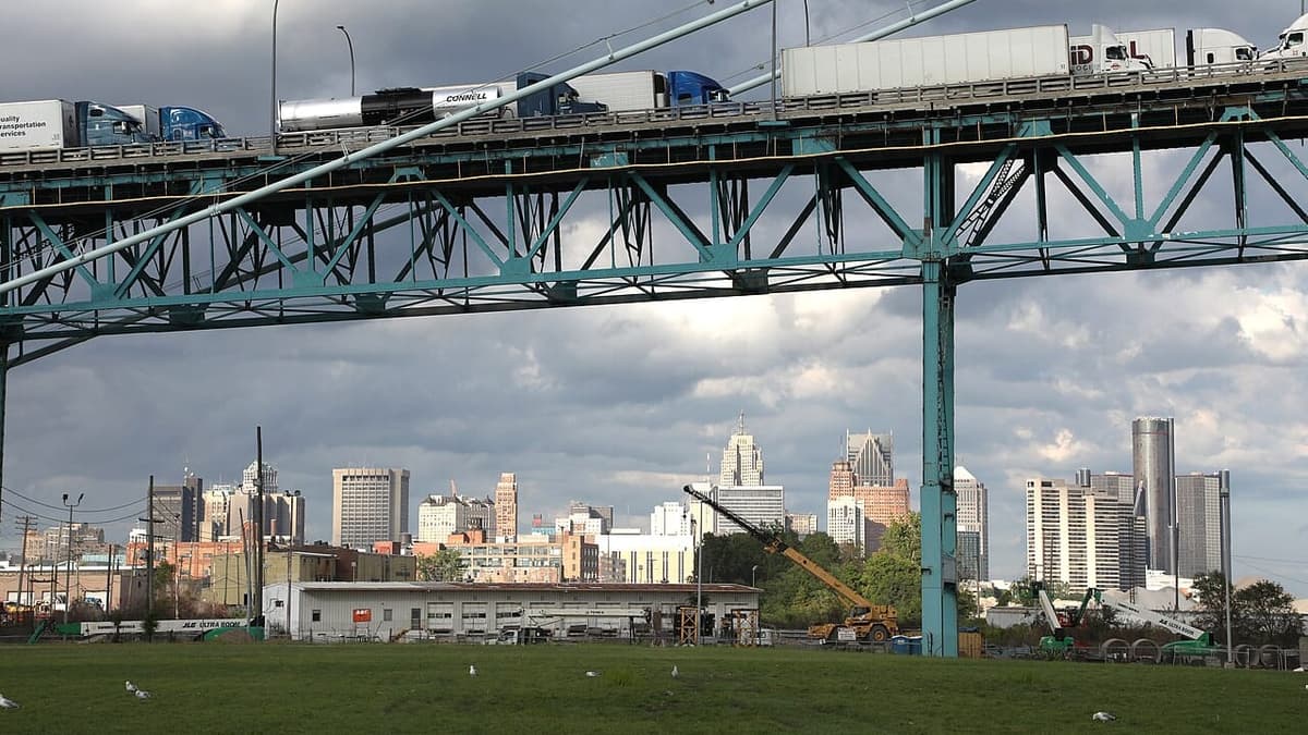 Foto da matéria: Canadá e EUA negociam para evitar tarifa de 50% sobre US$ 20 bi
