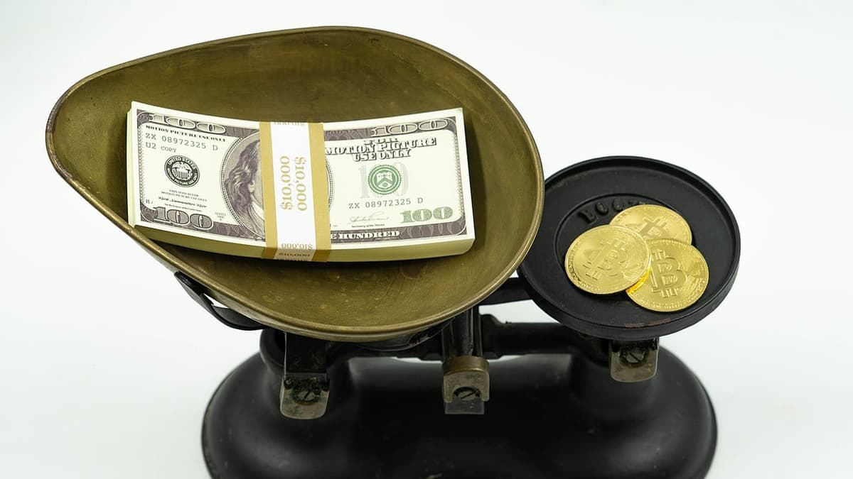 Foto da matéria: Bitcoin supera média móvel de 200 dias pela primeira vez desde 2025