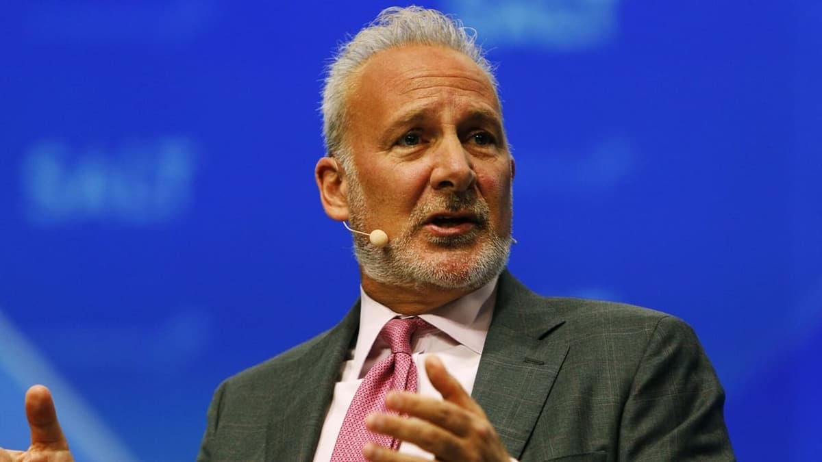 Bitcoin: Peter Schiff orienta troca por ouro