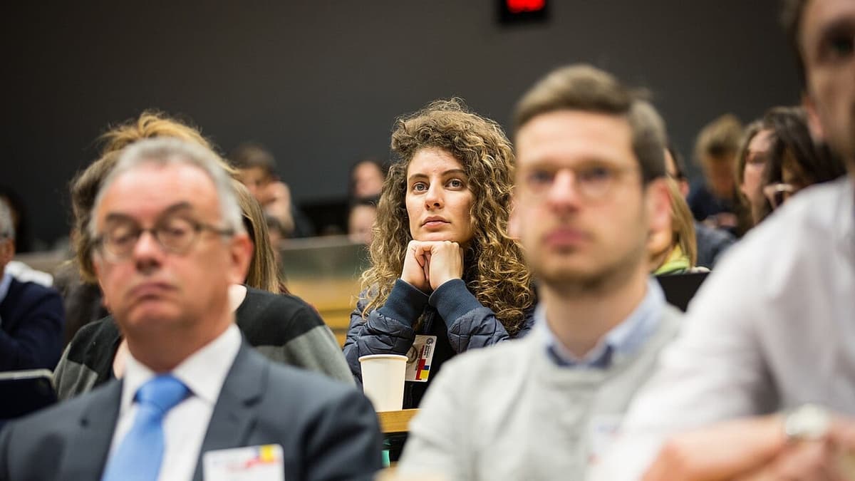 Foto da matéria: Déficits federais dos EUA podem elevar custo de empréstimos estudantis