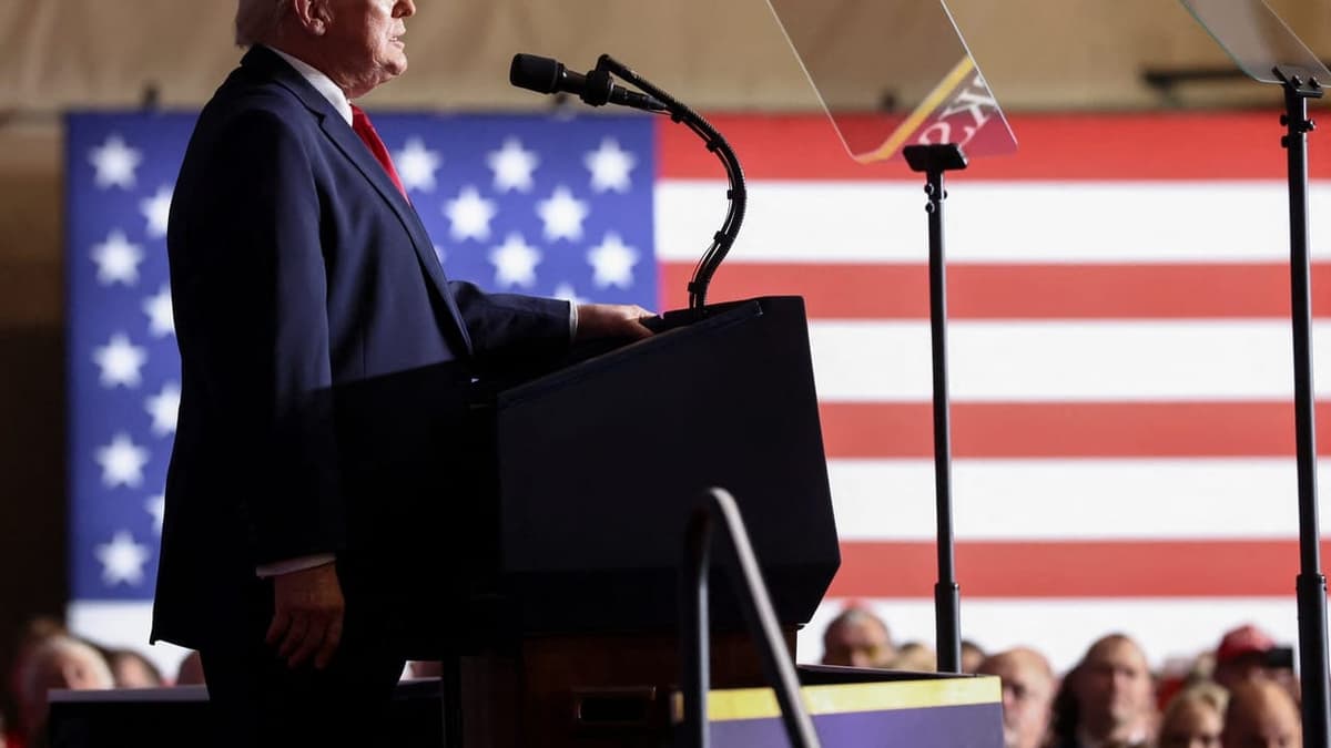 Trump corta créditos fiscais de imigrantes e poupa US$ 3 bi