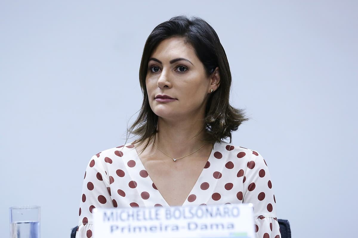 Foto da matéria: Michelle Bolsonaro registra candidatura ao Senado pelo PL